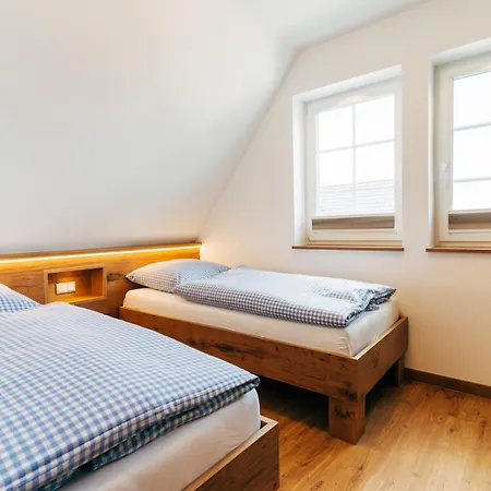 Hof Koehne - Haus Im Glueck Rechts Holiday home