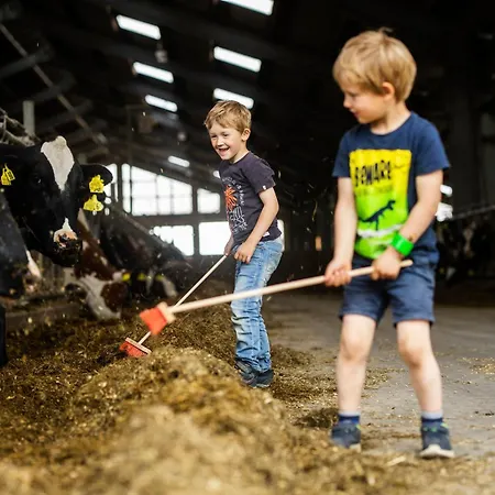 Hof Koehne - Haus Im Glueck Rechts בית נופש *