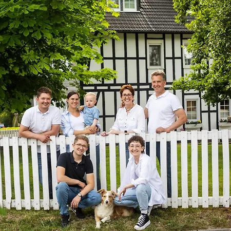 Дом отдыха Hof Koehne - Haus Im Glueck Rechts *